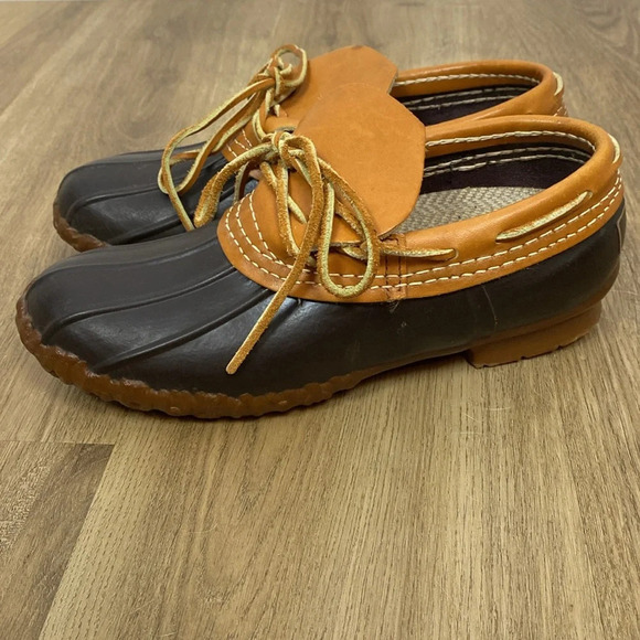 L.L. Bean Women’s Duck Boots, Rubber Moc low rise size 7 - Picture 1 of 13